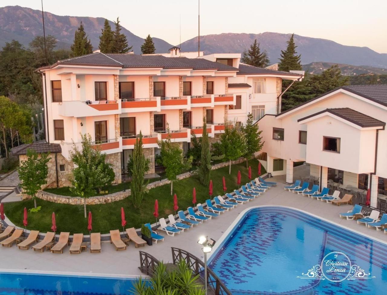 Chateau Linza Hotel 4*